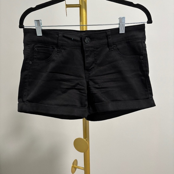 CELEBRITY PINK JEANS SHORTS - Picture 1 of 3